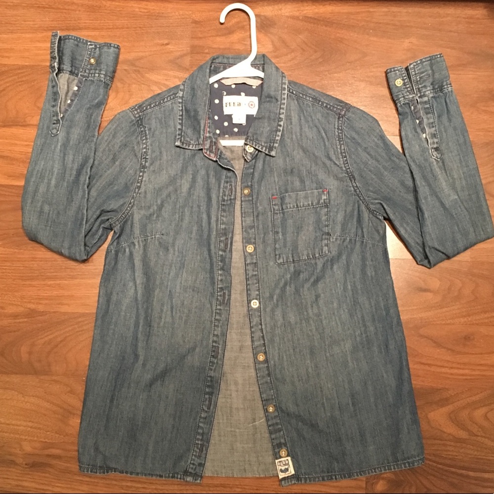 100% Cotton Button down